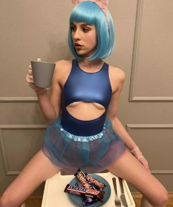 💦🔞
Я знаю, как доставить тебе удовольствие и сделать твои мечты реальностью. Мои нежные руки, горячие губы и чувственное тело будут твоим источником наслаждения. 😈💋
У меня есть шикарные фото, гарантирующие мою сексуальность и красоту. Моя естественная привлекательность привлечет тебя с первого взгляда. 💃💄
Я предлагаю широкий спектр интимных услуг, которые помогут тебе расслабиться и забыть о проблемах. Все встречи со мной абсолютно конфиденциальны и безопасны. ✨🔒
Приходи ко мне и ты получишь незабываемый опыт, который заставит тебя хотеть возвращаться ко мне снова и снова. Отзывы обо мне только положительные, потому что я обожаю удовлетворять мужчин. 💖😉
Итак, сделай шаг к наслаждению и позвони мне сейчас! Я жду тебя в Москве в уютной атмосфере, где мы сможем наслаждаться друг другом. 💋🌃 Татьяна